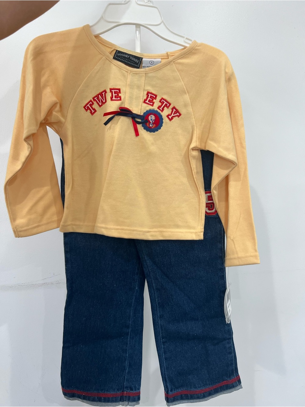 Looney Tunes Tweety Yellow Long-Sleeve Kids Top - Cheerful Graphic